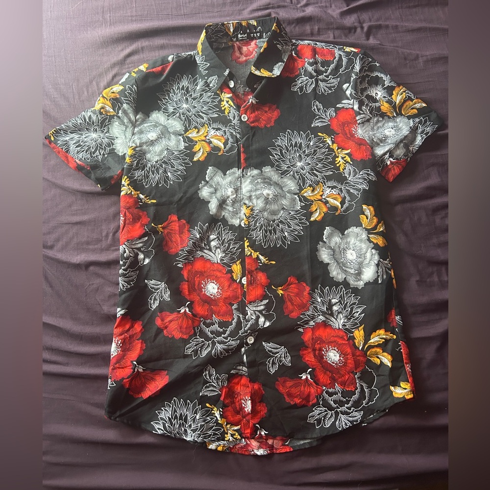 ROMWE Men’s causal floral print button down shirt - Picture 1 of 2